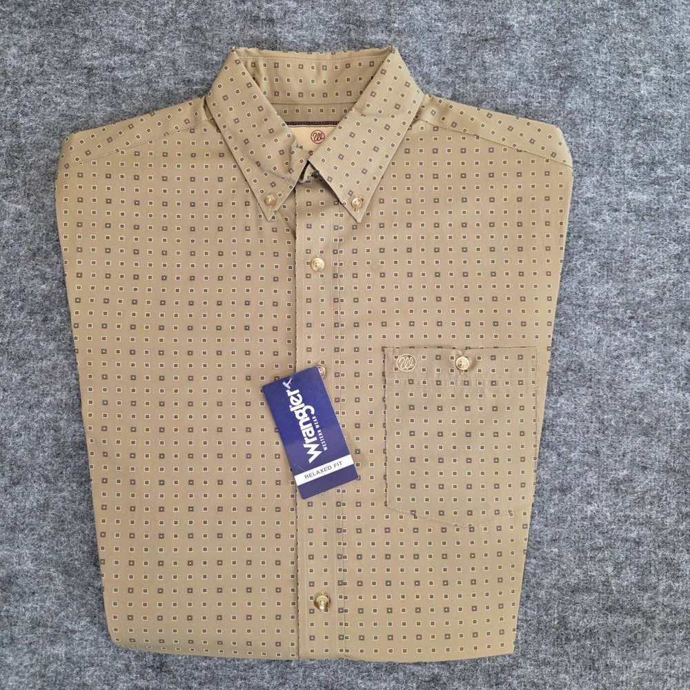 NWT Wrangler Classic Shirt‎ Medium Tan Geometric Relaxed Long Sleeve Button Down